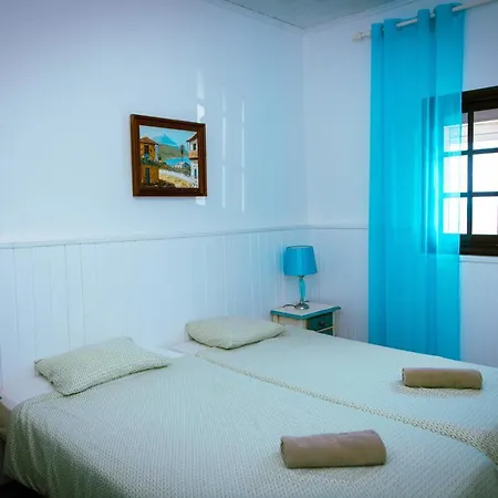 Blue Lagoon Πανσιόν