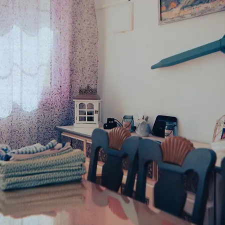 Πανσιόν Blue Lagoon La Mareta