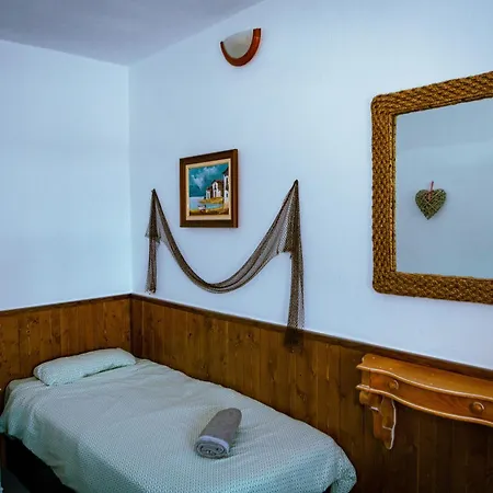 Πανσιόν Blue Lagoon