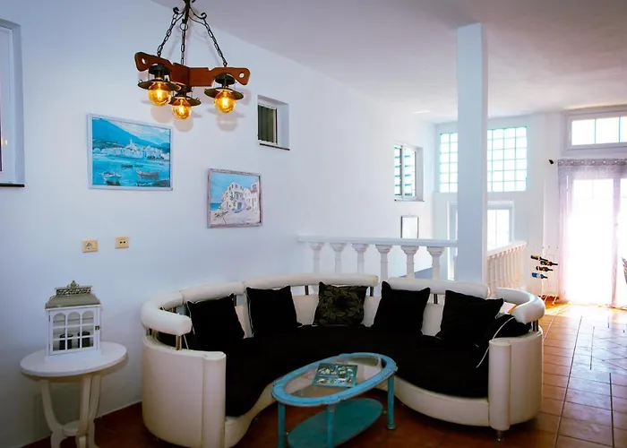 Blue Lagoon Guest house