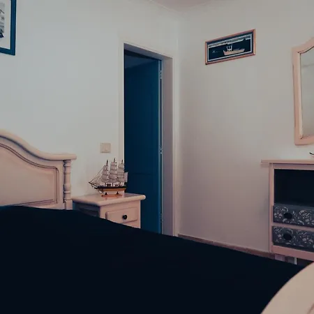 Blue Lagoon Guest house *