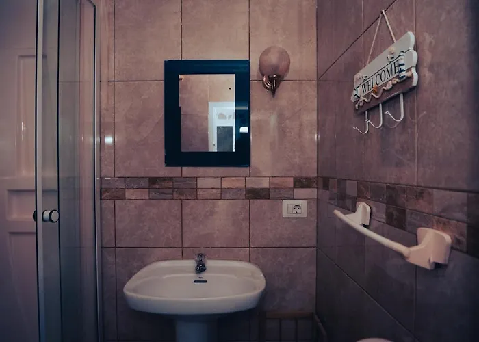 Blue Lagoon Guest house La Mareta